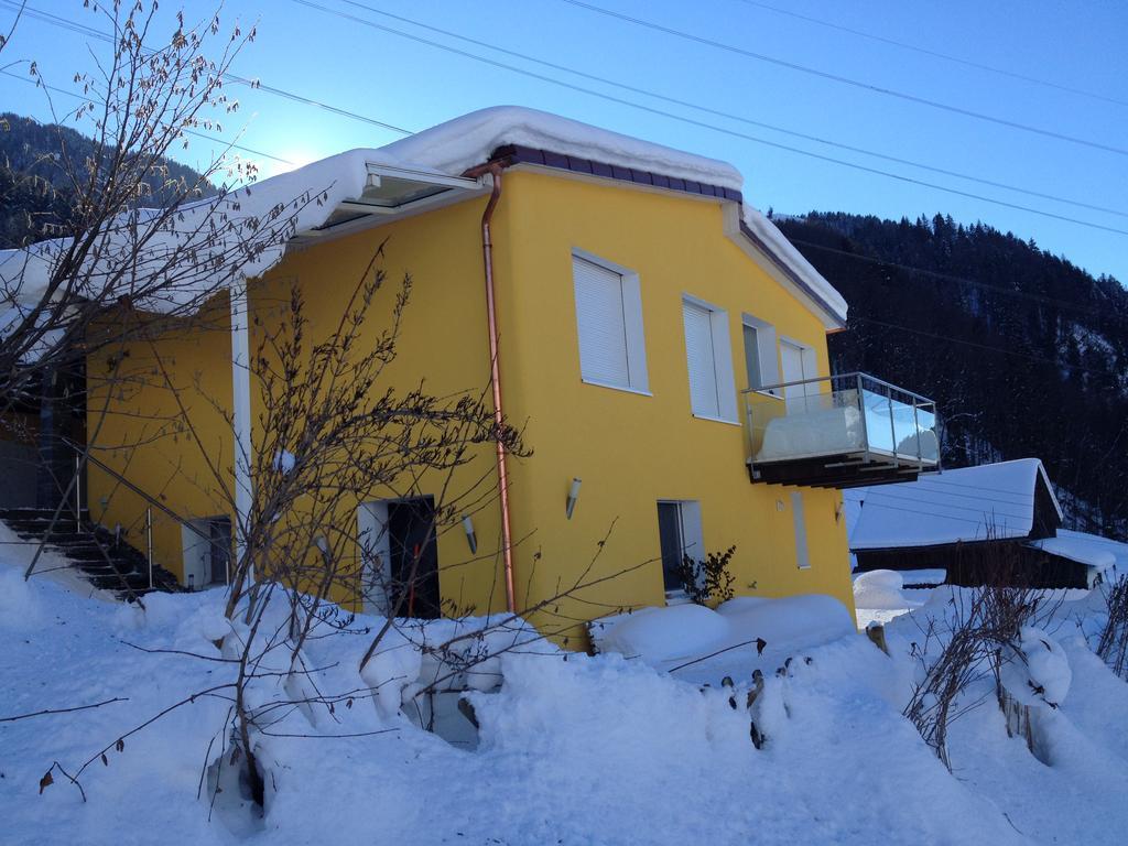 Bijouswiss " Yellow House" 欧布特森 外观 照片